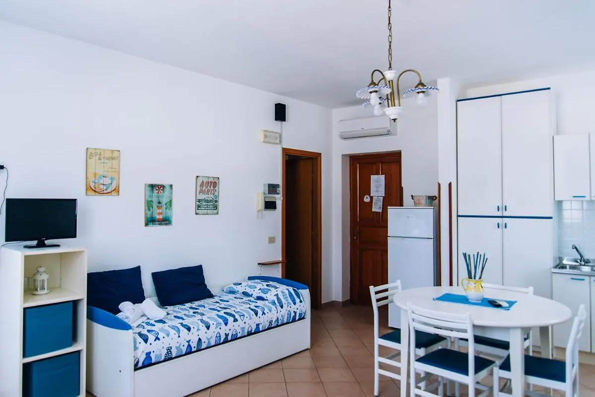 Mistral Residence Каннето Апартаменты