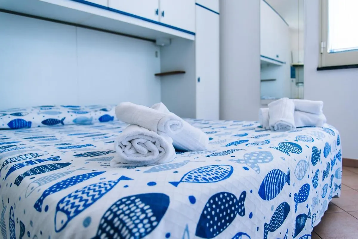 Mistral Residence Каннето Италия